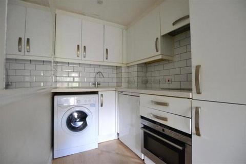undefined, Upton Park, Slough, Berkshire, SL1
