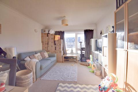 undefined, Queens Road, Hersham, Walton-on-Thames, KT12