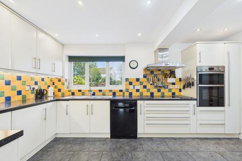 undefined, Queens Road, Vicars Cross, CH3
