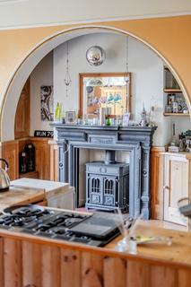 3 bedroom flat for sale, Park Ley Road, Woldingham, CR3