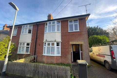 3 bedroom semi-detached house to rent, Marriotts Walk, Stowmarket IP14