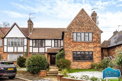 undefined, Edmunds Walk, Hampstead Garden Suburb, London, N2