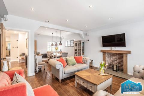 undefined, Edmunds Walk, Hampstead Garden Suburb, London, N2