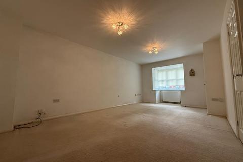 3 bedroom end of terrace house to rent, Bob Rainsforth Way, Gainsborough, Lincolnshire, DN21