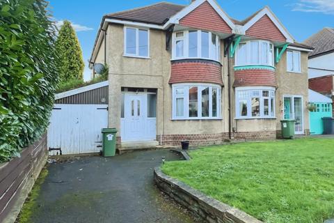 3 bedroom semi-detached house to rent, Foxhills Road, Wolverhampton