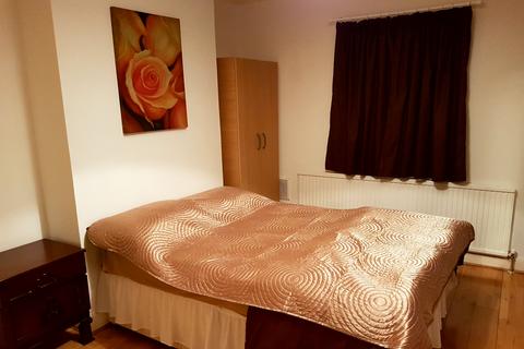 Allenby Road, Southall UB1