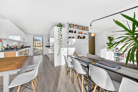 2 bedroom apartment for sale, Dame Street, London N1