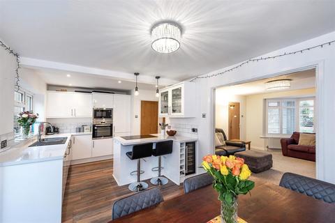 3 bedroom house for sale, Wealden Close, Hildenborough, Tonbridge