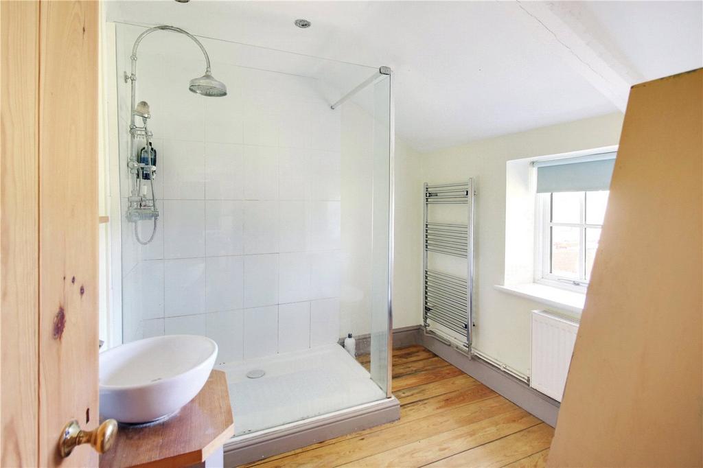 Farmhouse Shower Rm