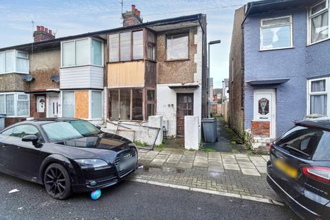 3 bedroom end of terrace house for sale, Blackpool, FY1