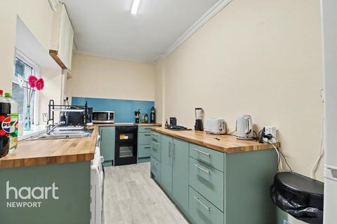 undefined, Windsor Avenue, Newbridge
