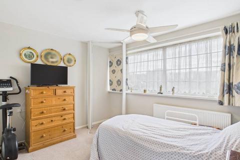 2 bedroom terraced house for sale, Windsor Road, Wraysbury, Berkshire, TW19