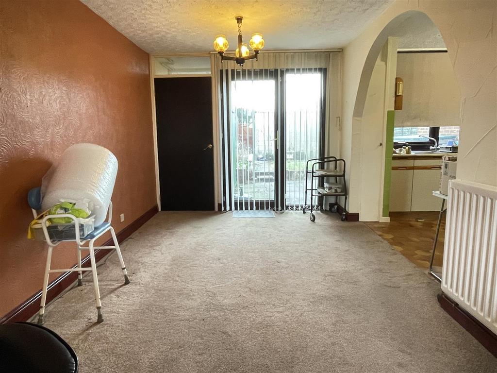 Dining area.JPG
