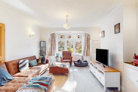 undefined, North Harrow, Pinner HA5