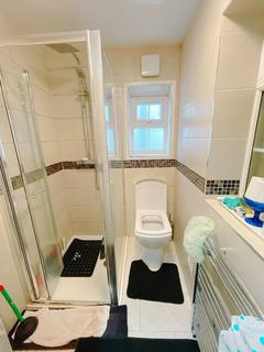 undefined, Vincent Road, Isleworth TW7