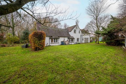 4 bedroom detached house for sale, Efflinch Lane, Barton under needwood, DE13