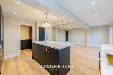 undefined, Woodland Way, Ongar, CM5