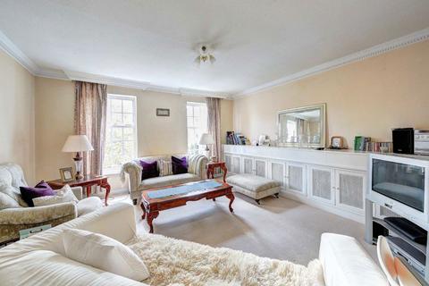 undefined, Pine Grove, Wimbledon