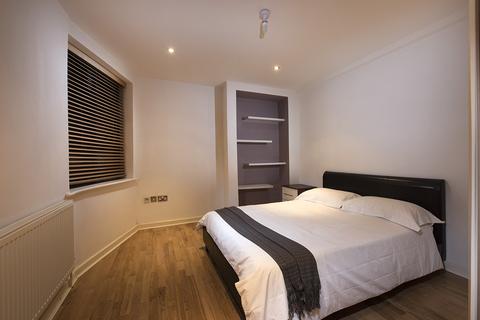 undefined, Umberston Street, London E1