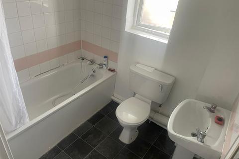 undefined, Sumner Road