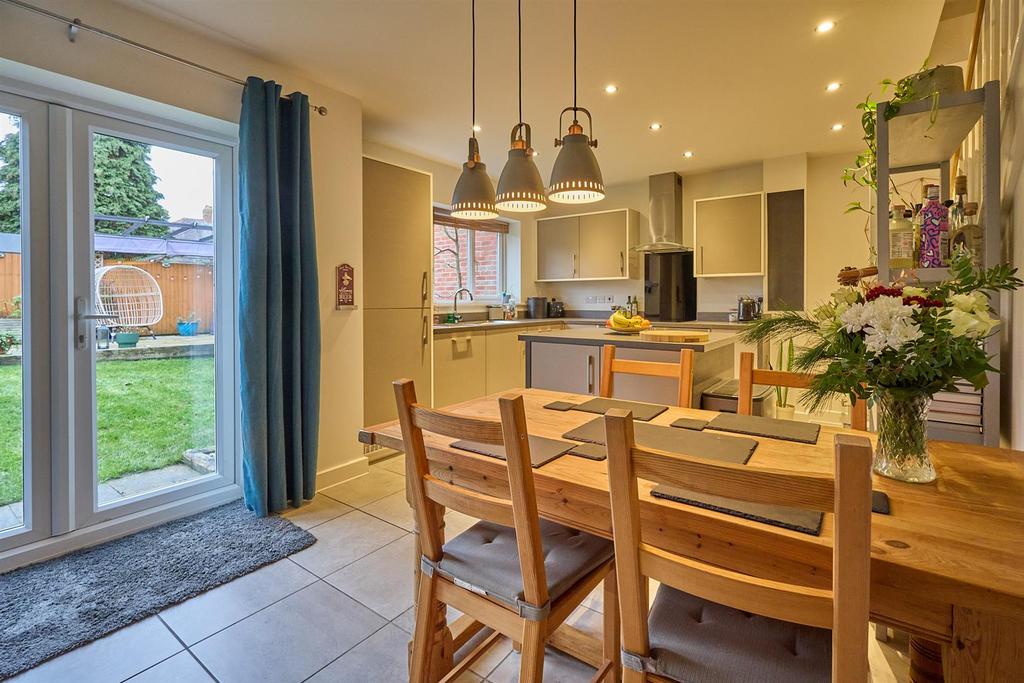 Hollywell fields 14.jpg