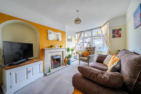 3 bedroom semi-detached house for sale, Bruce Road, Kidderminster