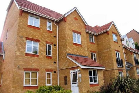 1 bedroom apartment to rent, Ashdown Close, Woking GU22