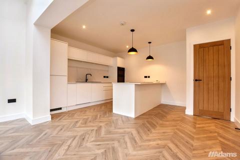 3 bedroom semi-detached house for sale, Windsor Drive, Grappenhall WA4