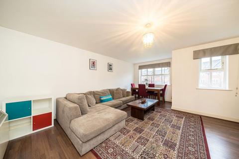 2 bedroom flat for sale, Macmillan Way, London SW17