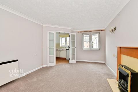 undefined, Croydon Road, Caterham CR3