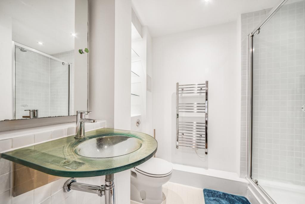 St David's Square, I