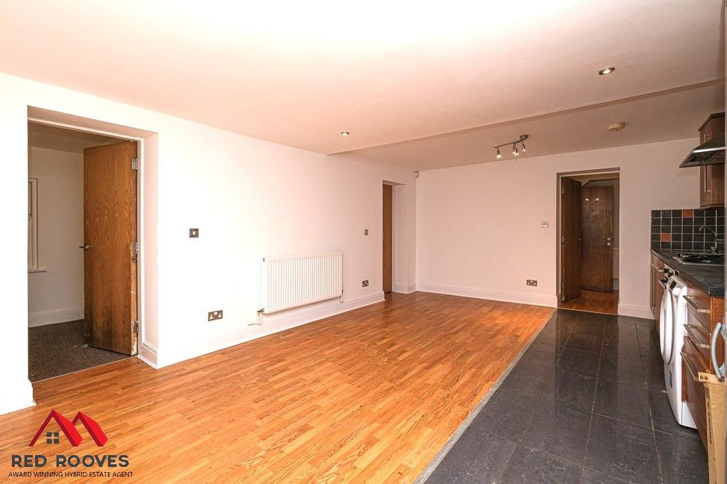Lounge/Kitchen
