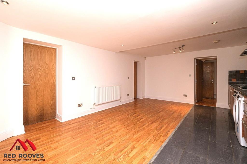 Lounge/Kitchen