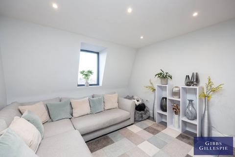 undefined, Belmont Road, Uxbridge, UB8