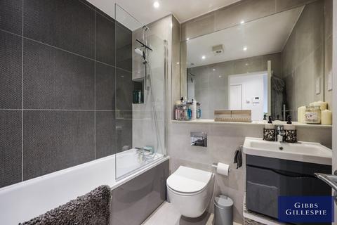 undefined, Belmont Road, Uxbridge, UB8