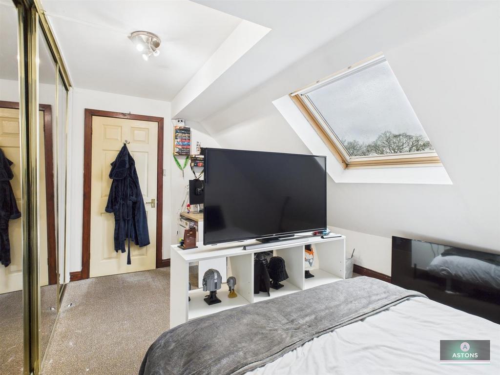 CAM02202 G0-PR0527-STILL002.jpg