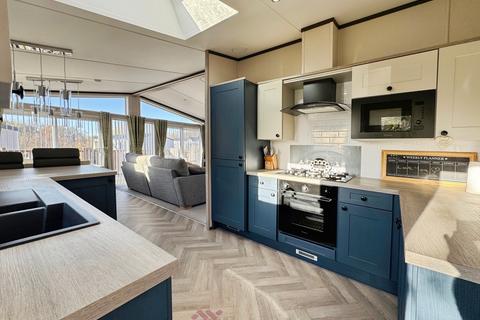 undefined, 7 Lakes Country Park , Crowle DN17