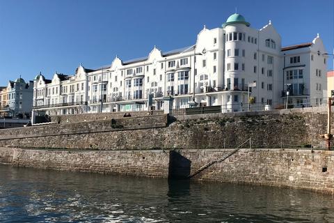 undefined, Grand Parade, Plymouth PL1