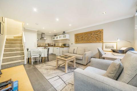 undefined, Shrewsbury Mews, London W2