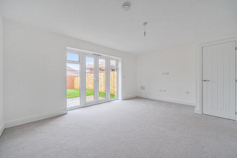 undefined, Moorhen Close, Hampshire SP6