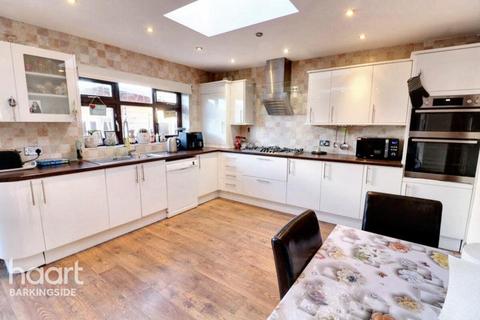 undefined, Fullwell Avenue, Barkingside