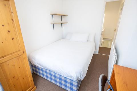 undefined, Downend Road, Fishponds, BS16