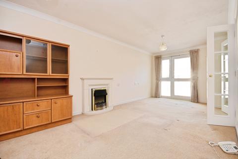 2 bedroom flat for sale, Queen Street, Ramsgate
