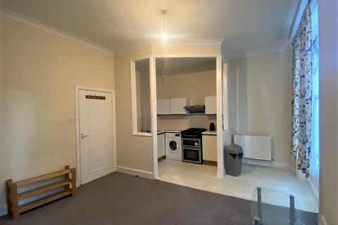 undefined, Linkfield Road, Isleworth TW7