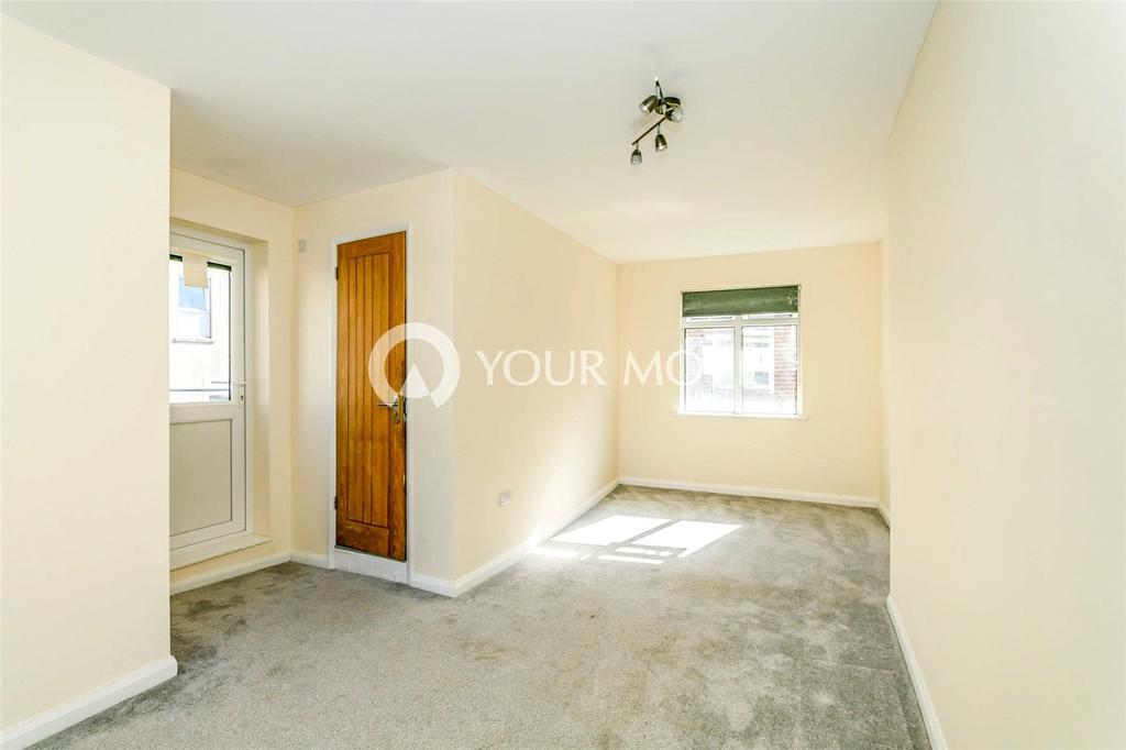Bed/Sitting Room
