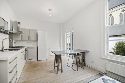 2 bedroom flat to rent, Elgin Crescent, London W11