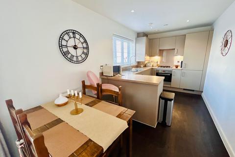 2 bedroom flat for sale, Barchamber Way, Brann House Barchamber Way, DA12