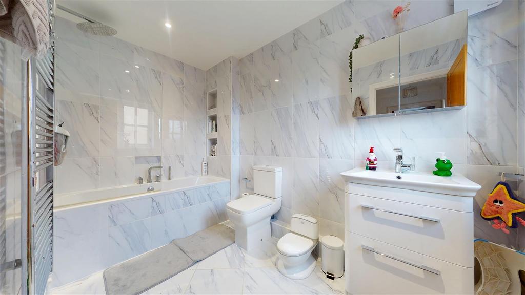Family bathroom