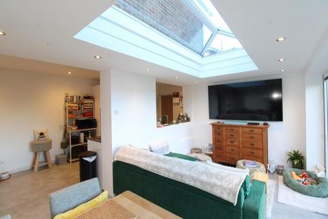 3 bedroom semi-detached house for sale, Langdon Road, Newcastle NE5