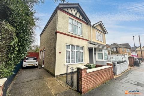 undefined, Queens Walk, Peterborough, PE2